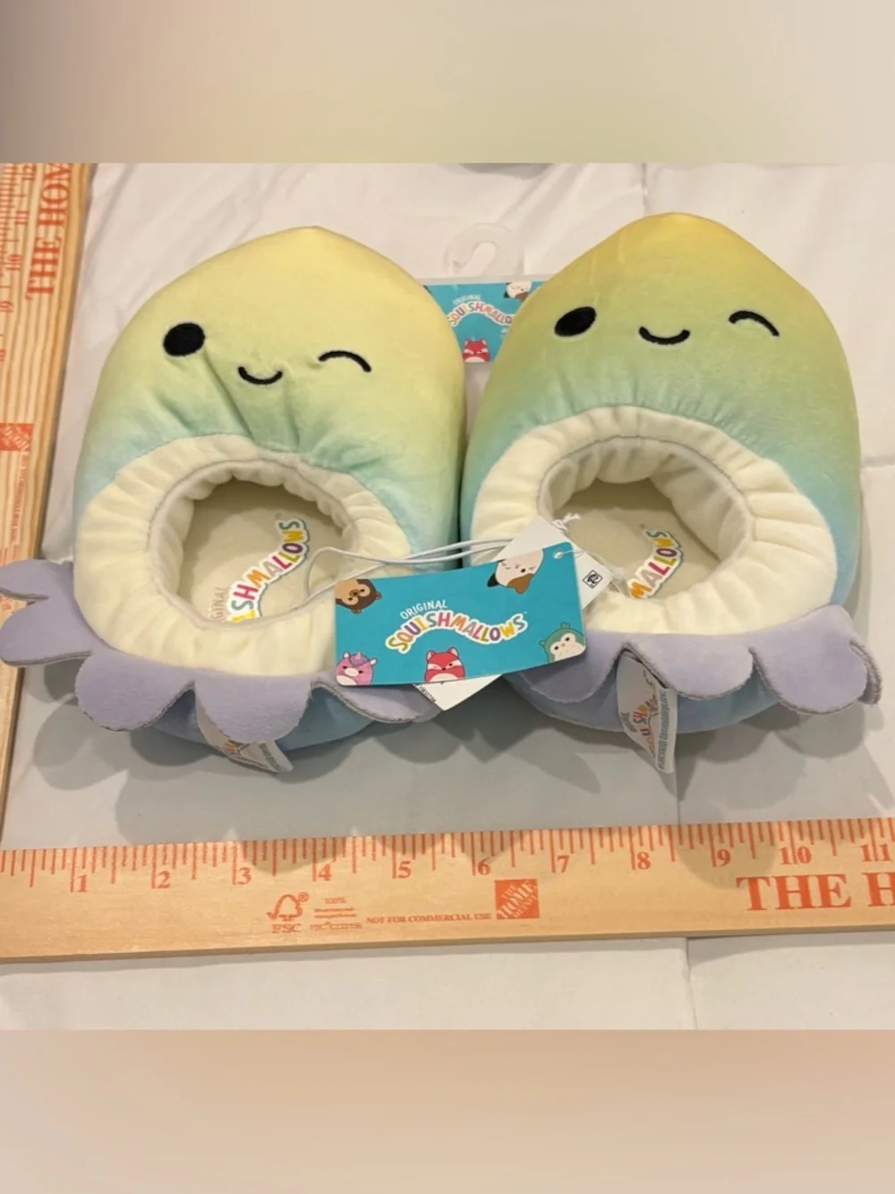 Squishmallows Kids Plush Slippers -size 11/12 new with tags octopus